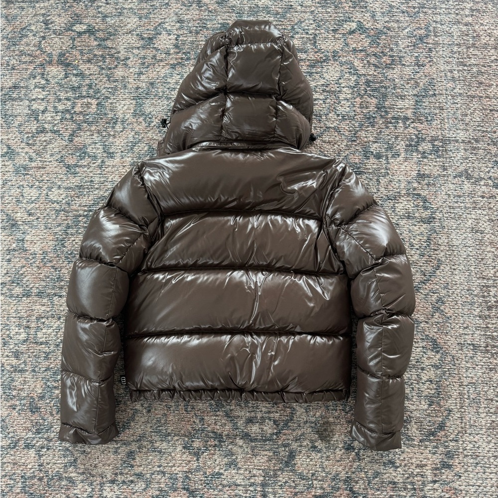Aritzia The Super Puff™ Shorty - Hi-Gloss in Rich Mocha Brown XXS - Picture 7 of 9